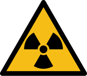 W003 Panneau et autocollant Matières radioactives ou radiations ionisantes