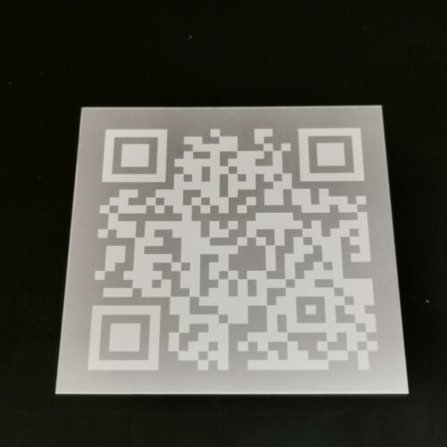 Plaque Qr code en aluminium mat naturel