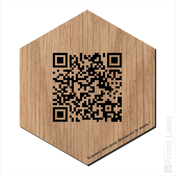 Menu QR code en bois hexagonal