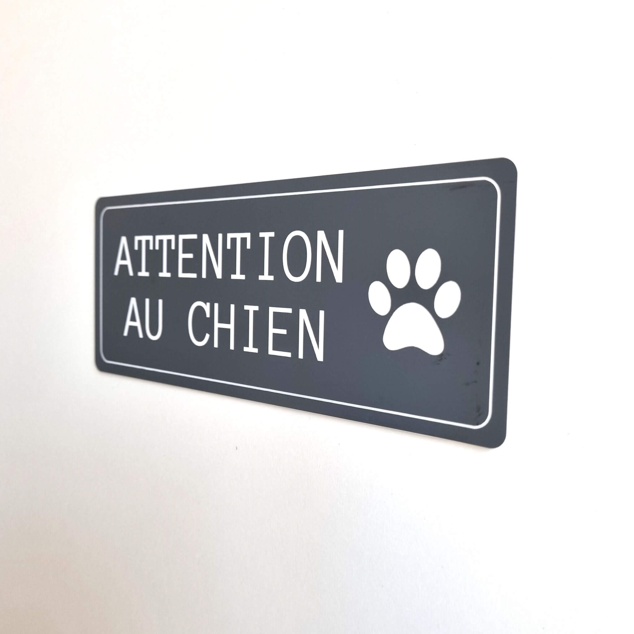 Plaque de porte Attention au chien Alu brossé - Sticker ou plaque alu  adhésive