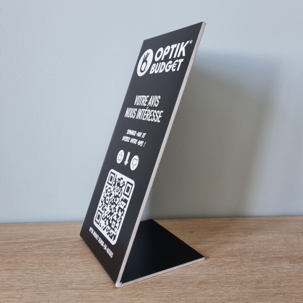 Support Qr code avec logo à scanner pour obtenir des avis - PrimoLaser
