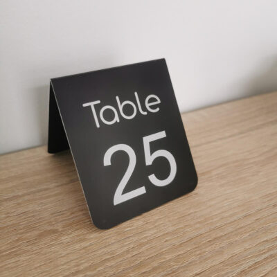 Chevalet numéro de table en aluminium personnalisé avec votre logo
